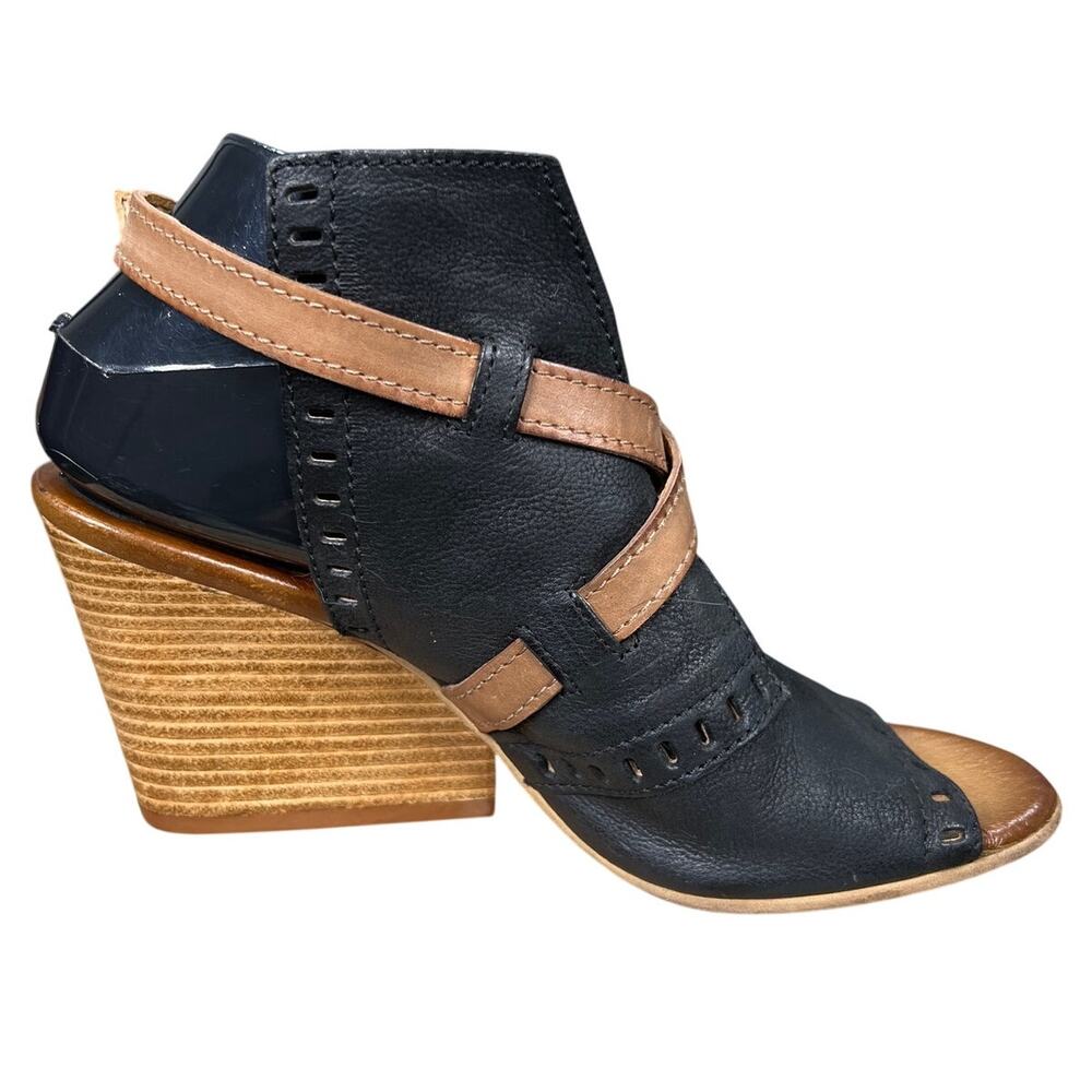 Miz Mooz Women’s Kipling Black Leather Wedge Sandal Size 40 US 9/9.5 - Picture 4 of 10